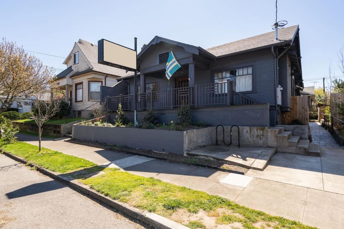 Stay Portland - Beach Vibes Getaway Near Burnside & Laurelhurst! Buitenkant foto